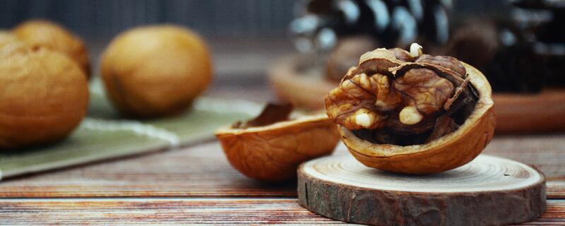 核桃和什么不能一起吃 核桃与什么食物相克
