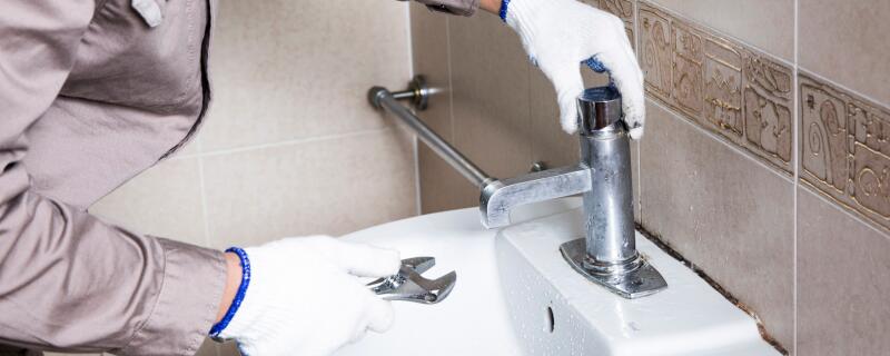 水笼头断在水管里怎么办 水龙头断在水管里急救方法