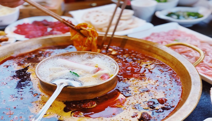 吃火锅配什么菜  吃火锅配什么菜呢