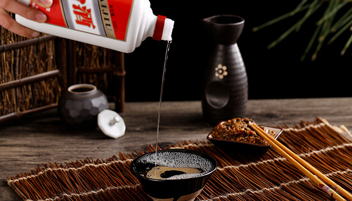 茅台镇酱香料怎么辨别真假 茅台镇酱香料辨别真假的方法 茅台镇酱香料怎么辨别真假 茅台镇酱香料辨别真假的方法