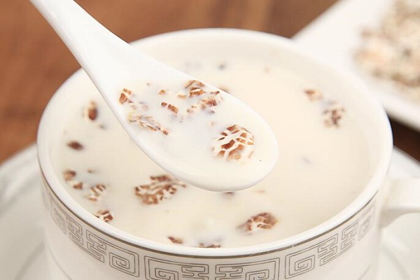 黑燕麦片的功效与作用 黑燕麦片有什么优点