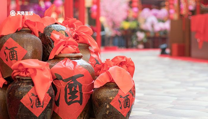 路上行人欲断魂的欲是什么意思 路上行人欲断魂的欲是指