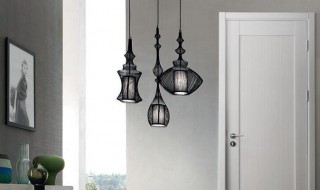 房门挂什么风水挂件（房门挂什么风水挂件比较好）