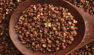花椒和生姜有什么功效（花椒和生姜有什么功效泡脚）