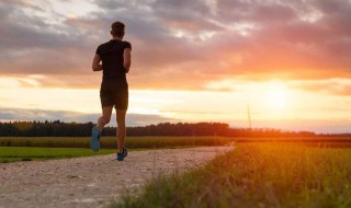 减肥期间的正确饮食（减肥期间的合理饮食）