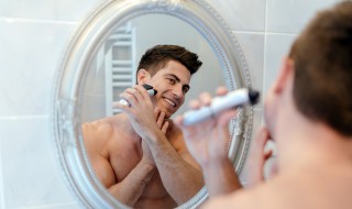 剃刀的正确方法（剃刀的正确方法图片）