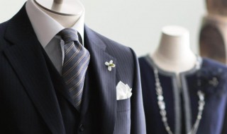 西装如何清洗 西装如何清洗领口