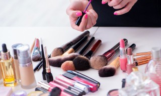 化妆刷如何清洗 植村秀化妆刷如何清洗