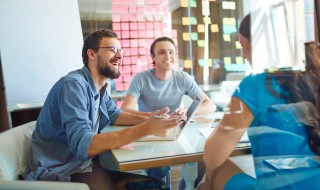 霸气队名和口号押韵的（霸气队名和口号押韵的队歌）