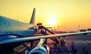 第一次坐飞机详细流程（新手第一次坐飞机详细流程）