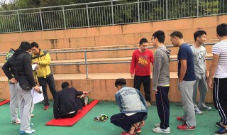 坐位体前屈测试方法（坐位体前屈测试方法视频）