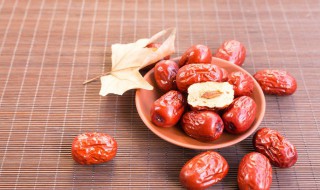 红枣怎么放冰箱里面（干红枣应该放冰箱里吗）