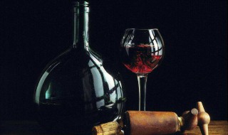 白衣服染上红酒怎么洗能洗干净吗（白色衣服染红酒怎么办,要怎么洗）