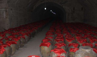 纯粮食酒的标准代号 纯粮食酒的标准代号和勾兑酒的区别