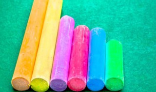 粉笔怎么做（粉笔怎么做成）