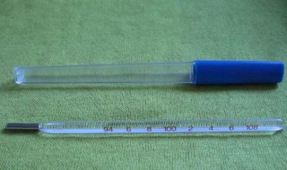 水银温度计打碎了怎么处理（家里水银温度计打碎了怎么处理）