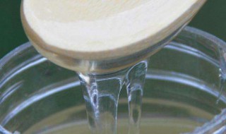 槐花蜜的功效（槐花蜜的功效与作用及食用方法）