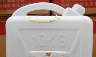 怎么用84给牛仔裤磨白 怎么用84给牛仔裤漂白