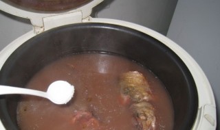 粉葛鲮鱼汤 粉葛鲮鱼汤的做法