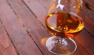 白兰地保质期（轩尼诗vsop干邑白兰地保质期）