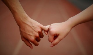 情侣游戏名称 富有诗意的情侣游戏昵称