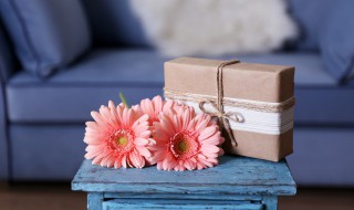 过生日送什么好（闺蜜过生日送什么好）