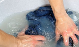 冲锋衣如何清洗 始祖鸟冲锋衣如何清洗