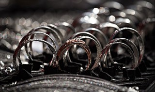 银手镯如何清洗 银手镯如何清洗保养