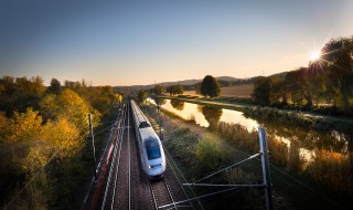 高铁卫生间粪便是怎么处理的（高铁里的粪便怎么处理）