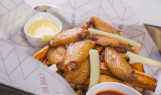 怎么吃西餐（怎么吃西餐牛排）