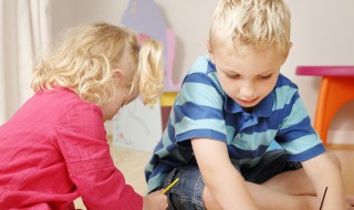 怎么转移注意力不去想一件事（如何转移注意力不去想不开心的事）