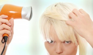 头发柔顺剂的正确使用方法（头发柔顺剂配方和制作）