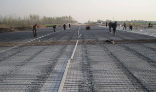 普通混凝土中什么起骨架作用（在普通混凝土中混凝土的骨架组成）