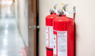 干粉灭火器的作用 干粉灭火器的作用及使用方法