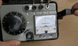 接地摇表的使用方法（电子接地摇表的使用方法）