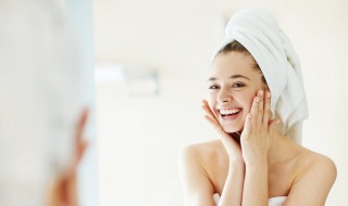 女人怎么保养皮肤 三十岁以上的女人怎么保养皮肤