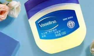 白凡士林可以直接涂抹皮肤吗 医用白凡士林可以直接涂抹皮肤吗