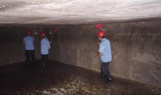 如何清洗水池（如何清洗水池技巧）