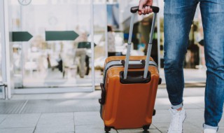 行李箱密码锁忘记密码怎么开锁（行李箱密码锁忘记密码怎么开锁视频）