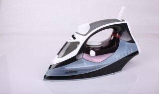 如何使用电熨斗（如何使用电熨斗熨衣服视频）