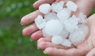 为什么冰雹在夏季出现（冰雹为什么只出现在夏季）