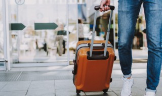 如何清洗行李箱 如何清洗行李箱内部