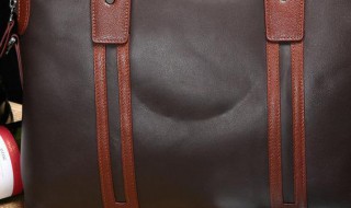 皮具如何清洗（皮具怎样清洗）