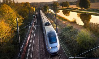 高铁补票怎么出站（高铁补票出站可以刷身份证吗）