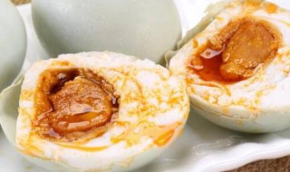 咸鸭蛋需要放冰箱吗（咸鸭蛋需要放冰箱吗能放多久）