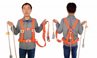 保险绳的使用应（保险绳的使用应该怎么用）