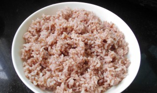 红米饭是什么米（红米饭是什么米的功效）