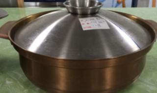 为啥不锈钢锅一烧就变黄了（不锈钢锅开锅后就黄了）