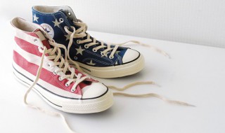 帆布鞋刷完发黄怎么处理（帆布鞋子刷完发黄怎么办）