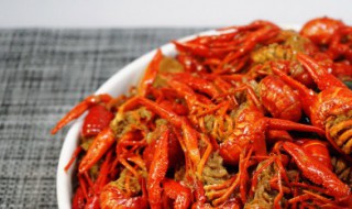 吃了啤酒煮的小龙虾可以喂奶吗（吃了啤酒烧的小龙虾可以喂奶吗）